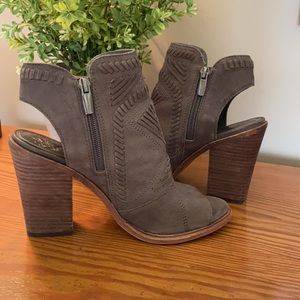 Vince Camuto Karinta open toe bootie